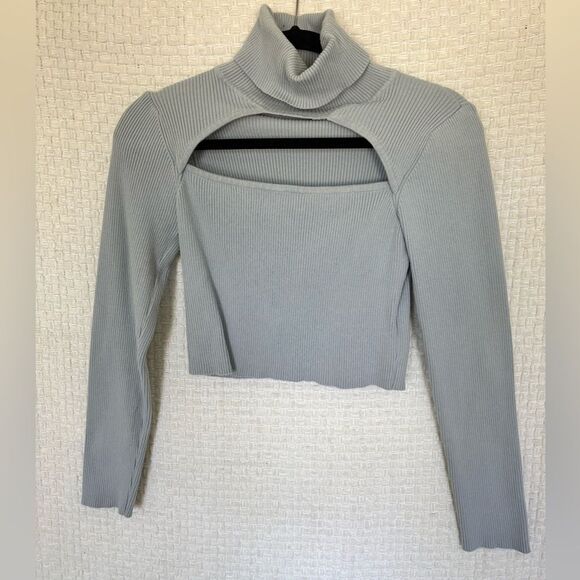 Cropped Sweater✨ - Picture 2 of 4